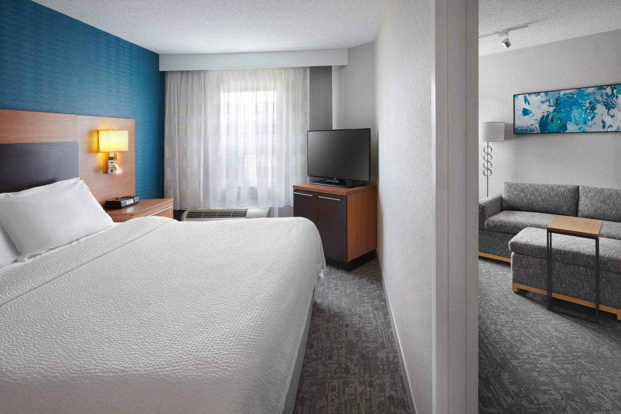 Towneplace Suites By Marriott Mississauga-Airport Corporate Centre Екстер'єр фото