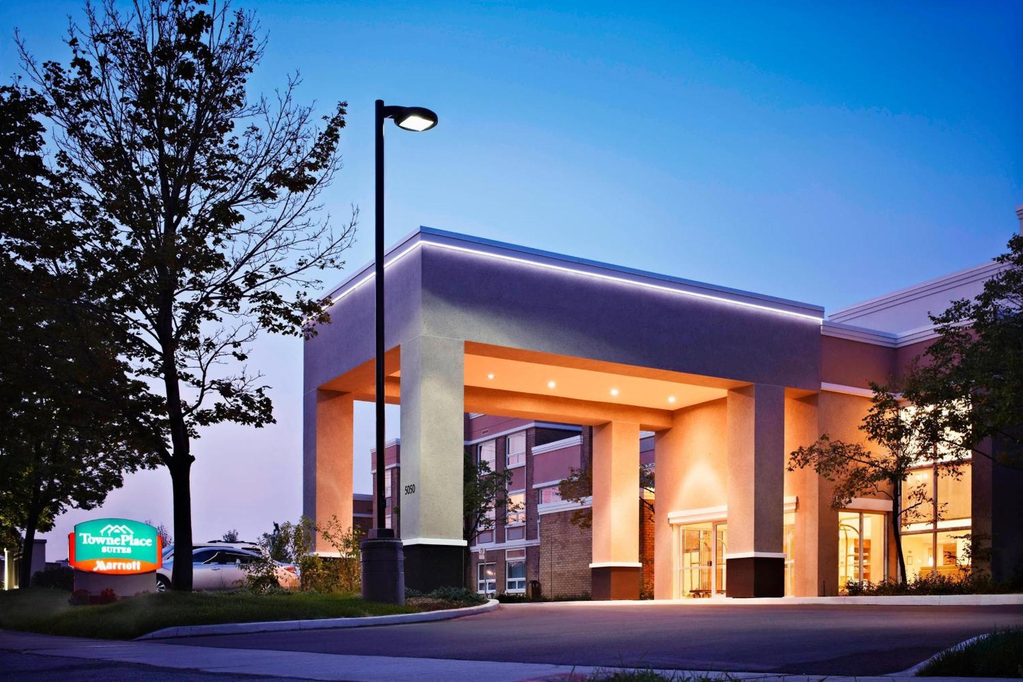 Towneplace Suites By Marriott Mississauga-Airport Corporate Centre Екстер'єр фото